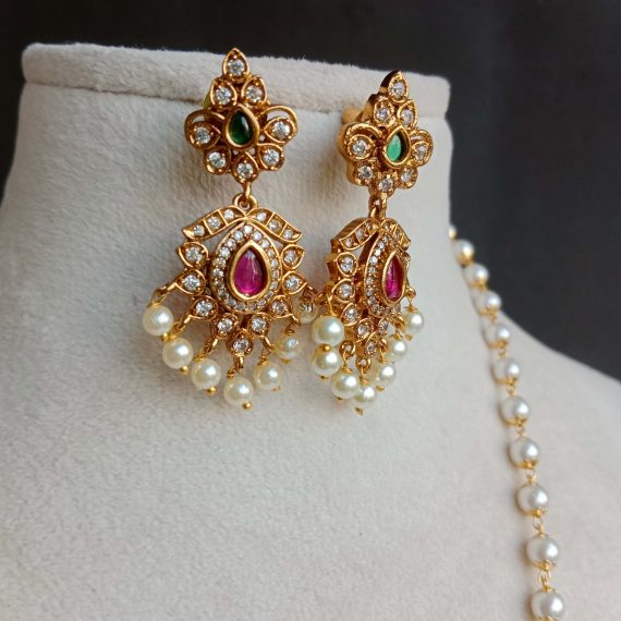Diamond Pendant Set In Pearl Chain